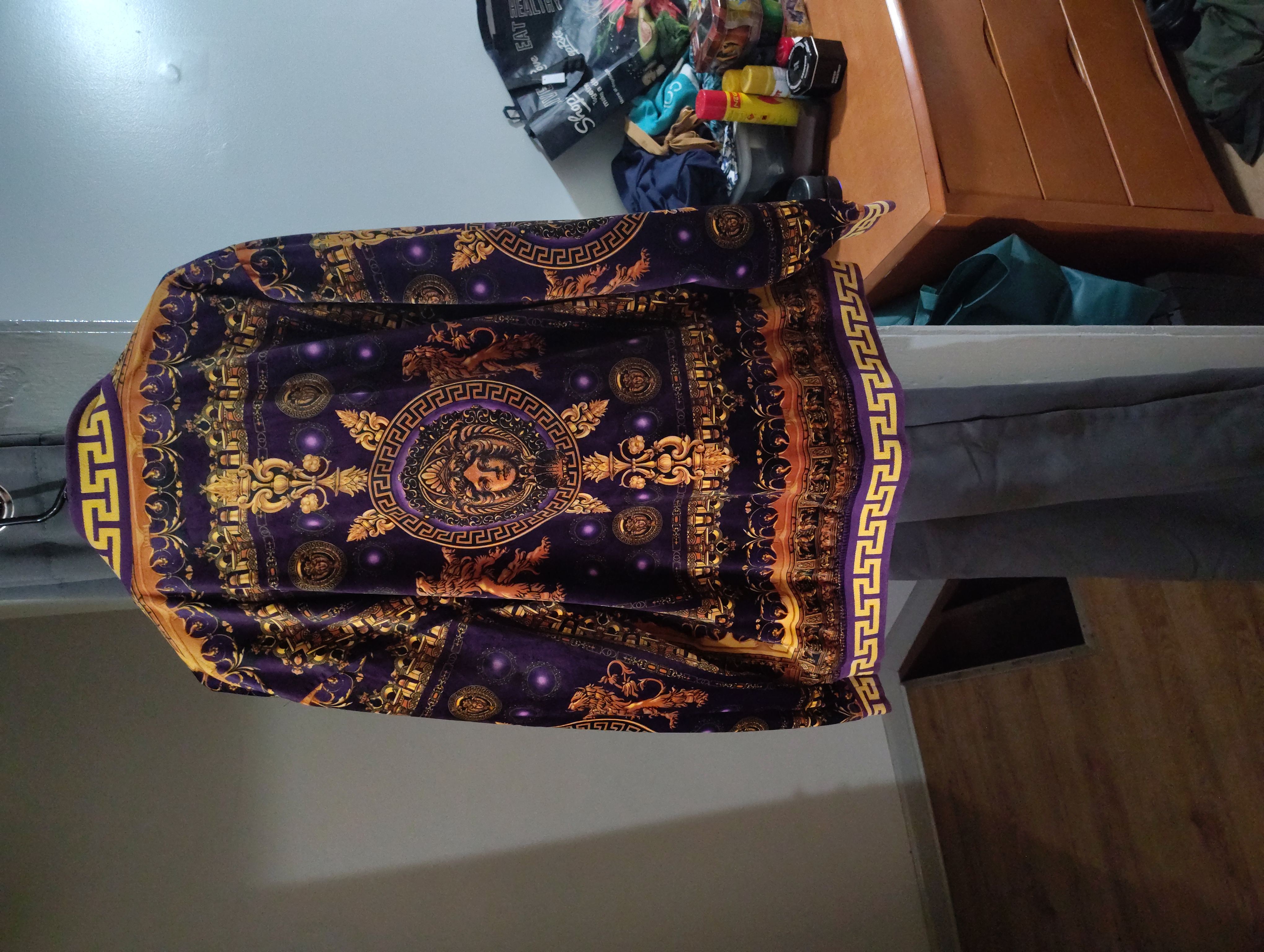 selling looking for buyers