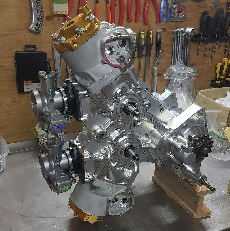 690cc 2stroke v-twin project