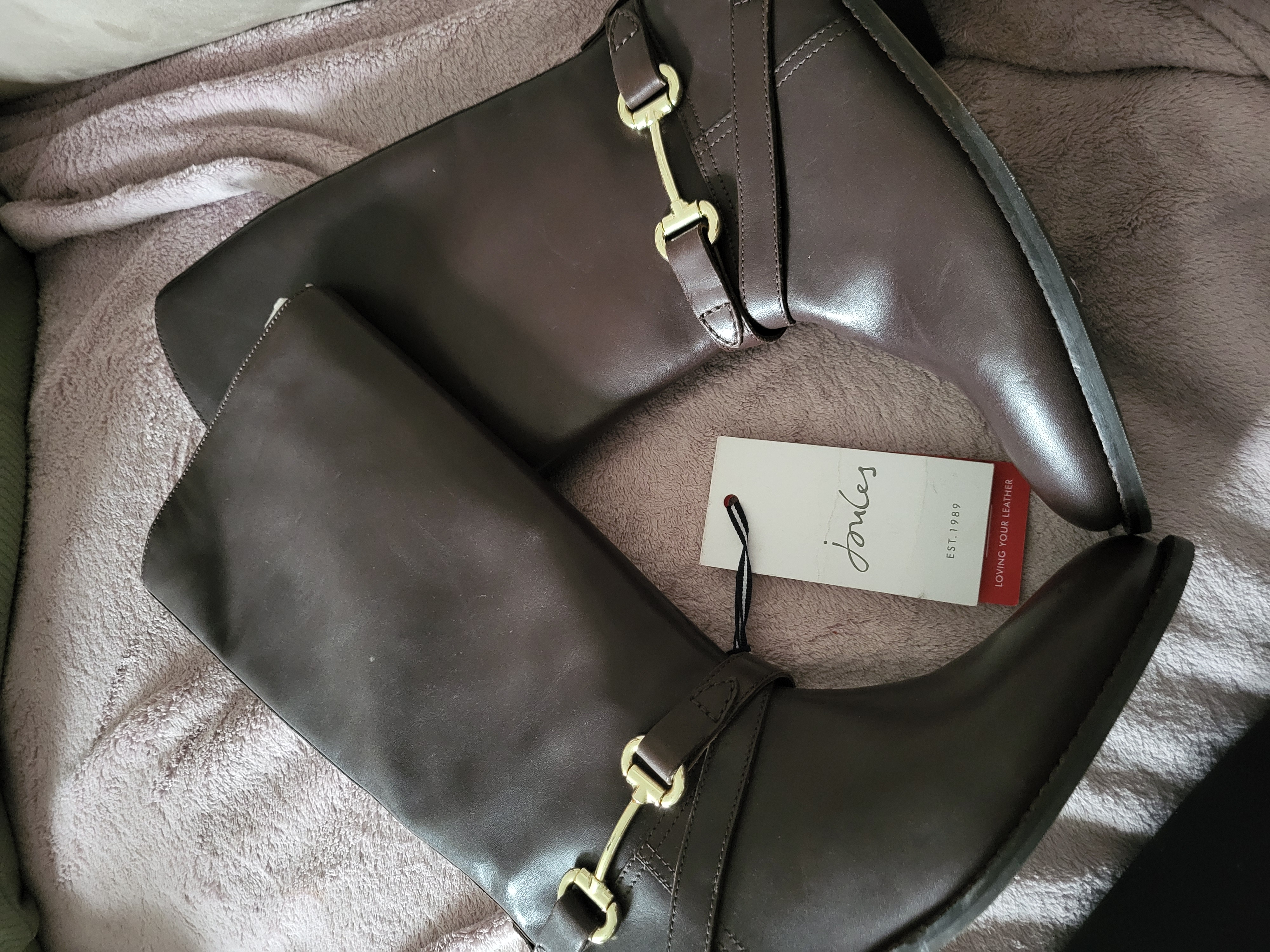 never worn brand new size uk 3